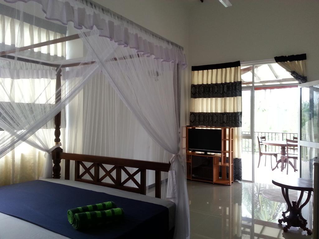 Coral Palm Villa And Apartment Unawatuna Habitación foto